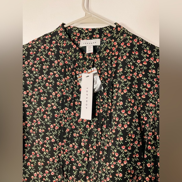Topshop Blck Mini Dress with Floral Print ND puff Sleeves . - Picture 3 of 7